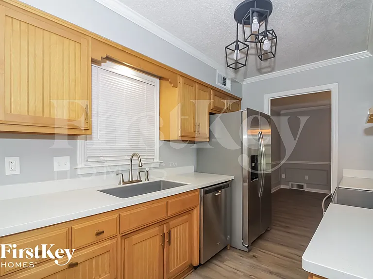 3066 Circle Gate Dr — Photo 6
