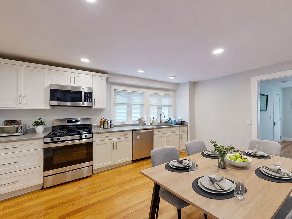 1st image of 167 Boylston St #1