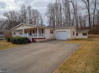 109 Stillwagon Ln, Coatesville, PA 19320