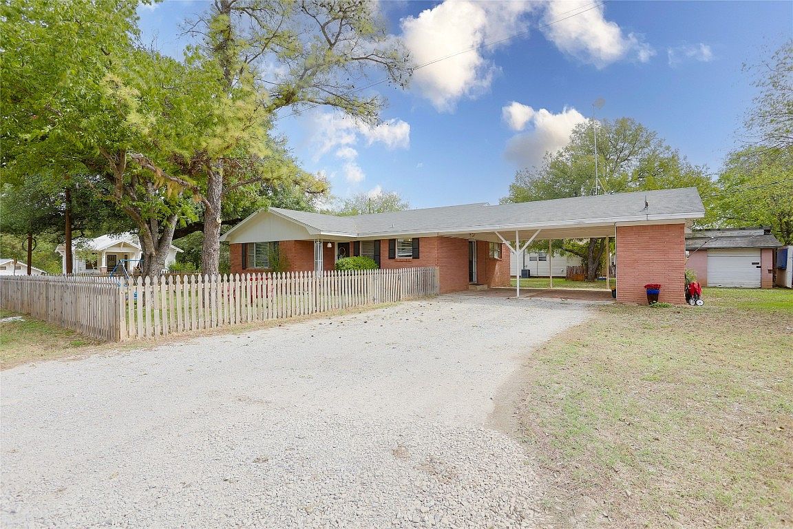 216 Woodlawn Ave, Strawn, TX 76475 Zillow