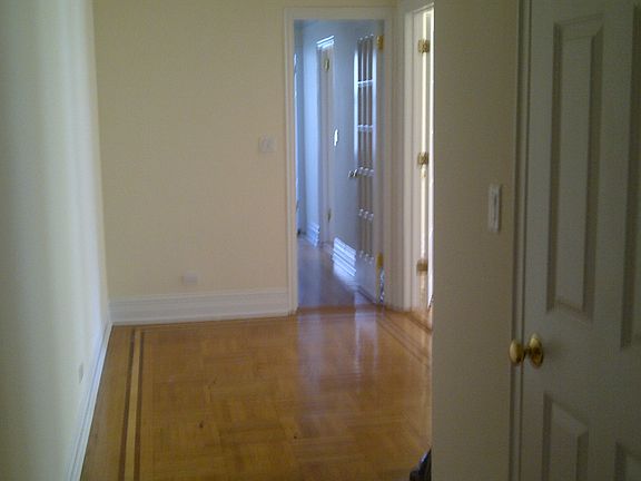 4th image of 200 W 90th St APT 9A