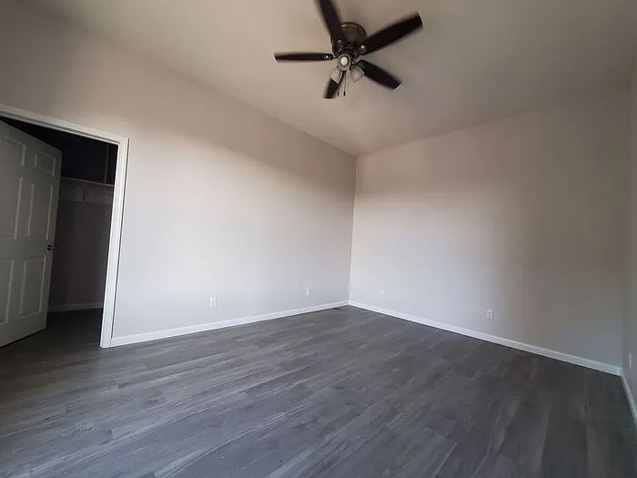458 N 9th St #3-B1-290 — Photo 2