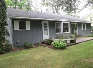 6900 Fisher Woods Rd, Indian River, MI 49749