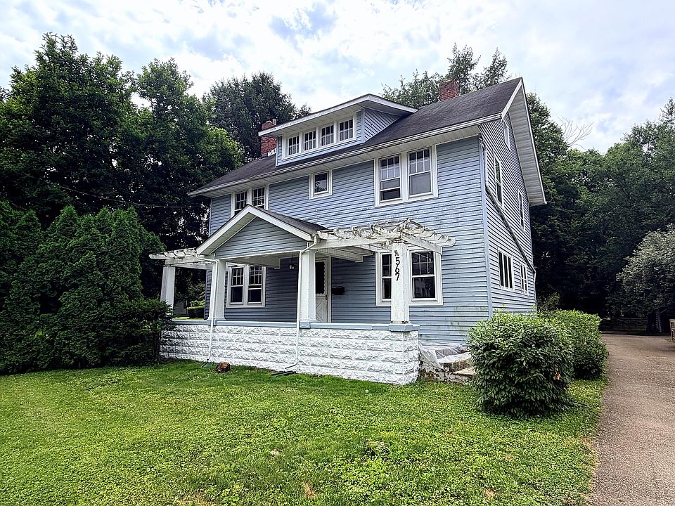 1st image of 567 Granville St