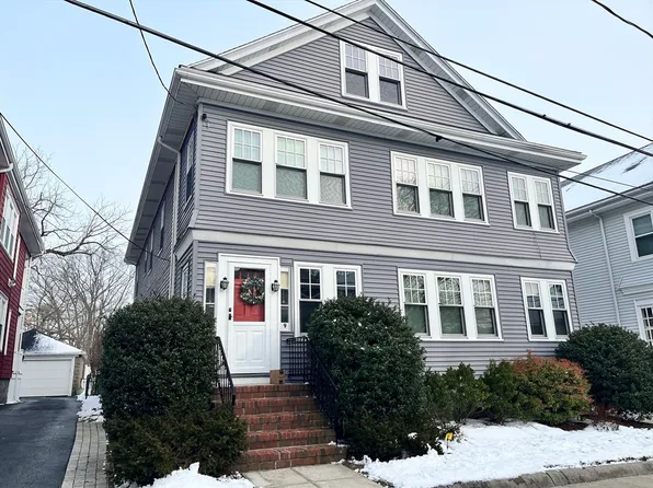 9-11 Adanac Ter, Dorchester Center, MA 02124