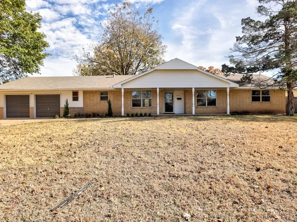 2709 Meadowbrook Dr, Norman, OK 73072