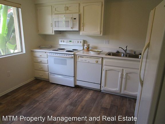 5th image of 6836 Hyde Park Dr Unit H