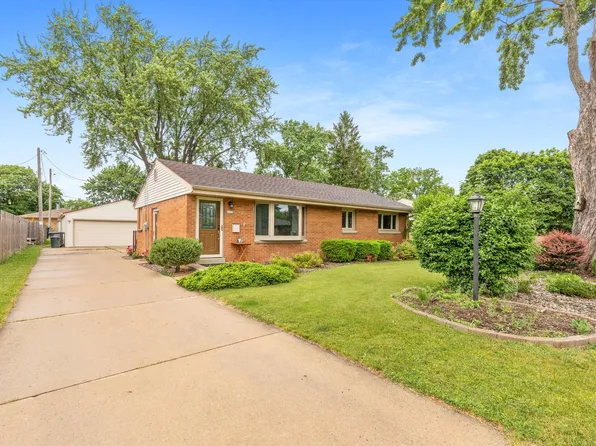 4353 S 61st STREET, Greenfield, WI 53220