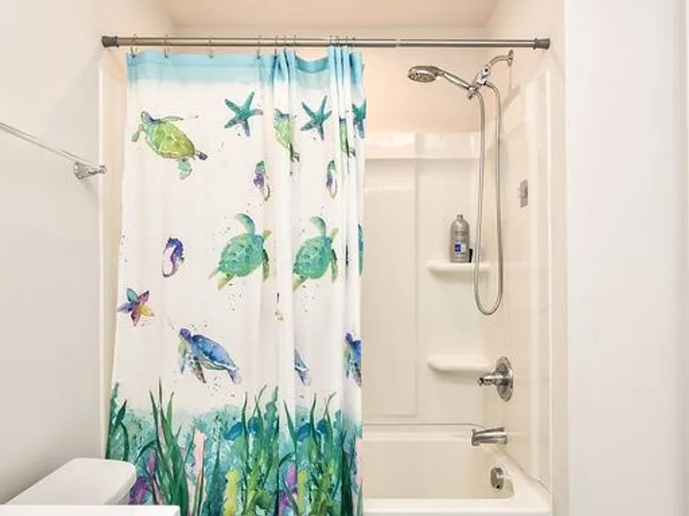 403 Hampton Townes Dr — Photo 20