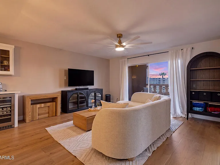 7920 E Camelback Rd #605 — Photo 8