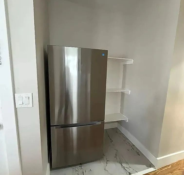 1st image of 263 Pindle Ave #B