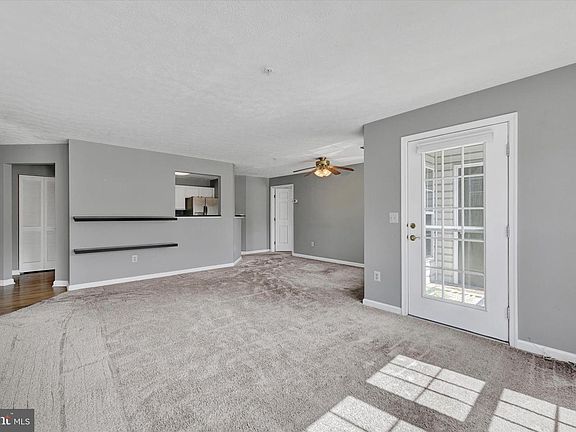 5th image of 5047 Marchwood Ct #6H