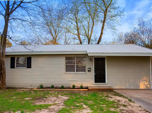 920 Roseclair Dr, North Little Rock, AR 72117