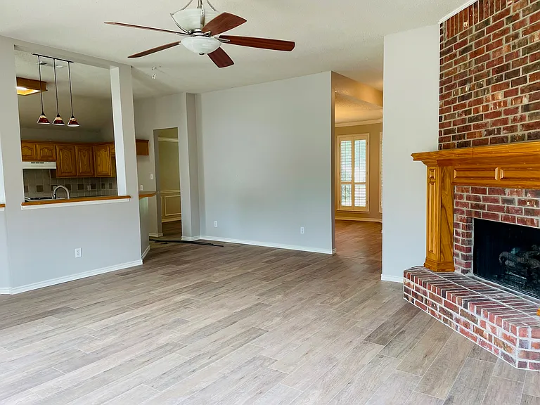 5621 Flowerwood Ln — Photo 17