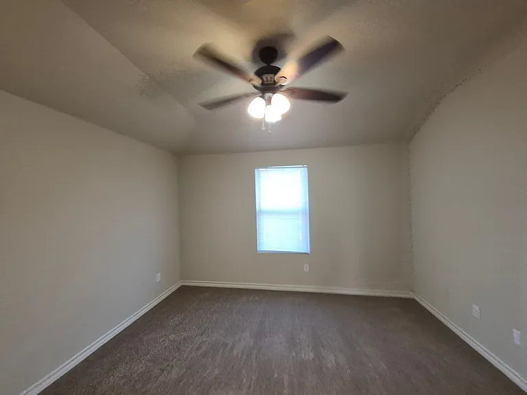 6850 Lakeview Dr #101 — Photo 11