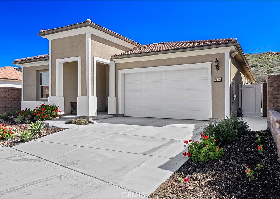 3930 Lavine Way Corona CA Zillow