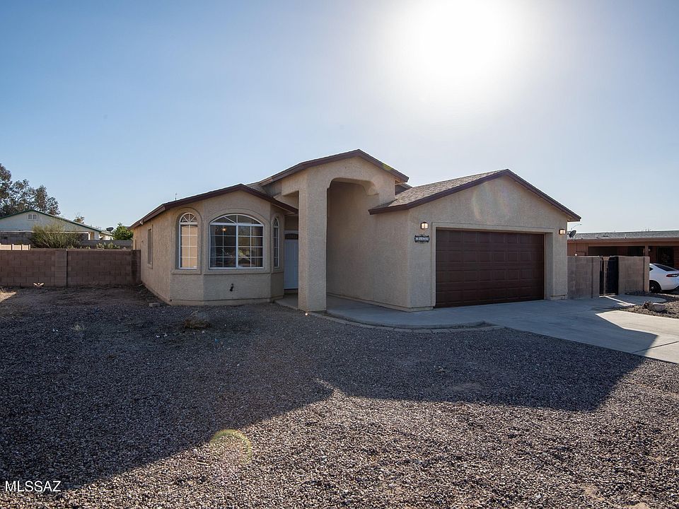 1st image of 2132 E Vera Cruz Vista St