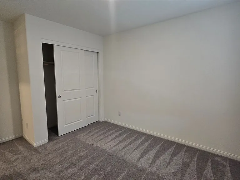 7647 Duran Harbor Ln — Photo 55