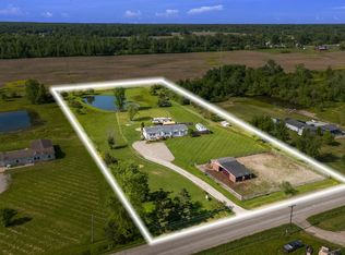 5618 Dove Rd, Kimball, MI 48074