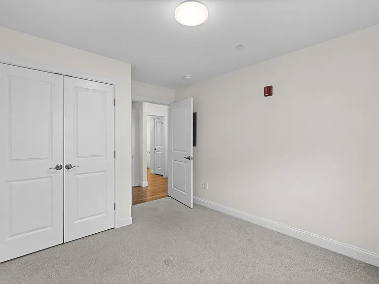 Autumn Woods Apartments — Photo 17