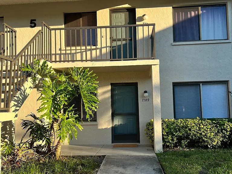 7789 Eagle Creek Dr #7789 — Photo 1