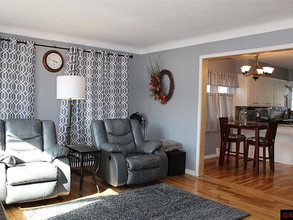 3rd image of 104 N Garden St