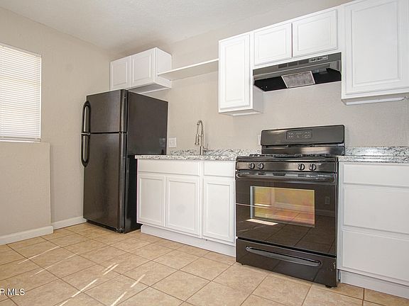 5th image of 1309 Chadbourne St