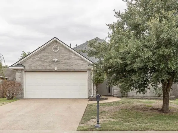 3818 Dresden Ln, College Station, TX 77845