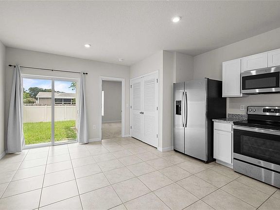 4th image of 35155 JOMAR AVENUE