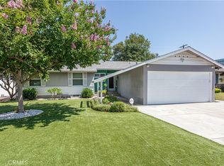 15713 Tuba St, North Hills, CA 91343