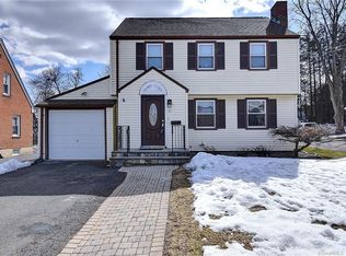 36 Chamberlain Rd, Wethersfield, CT 06109