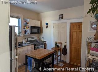 515 Medford St #2D, Somerville, MA 02145