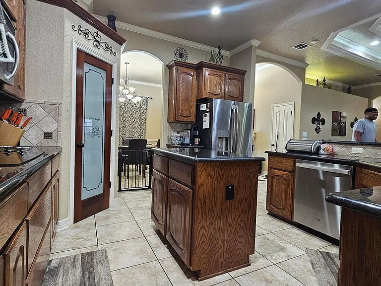 5503 Deerwood Trl — Photo 8