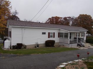 1057 Paper Mill Rd, Chambersburg, PA 17202