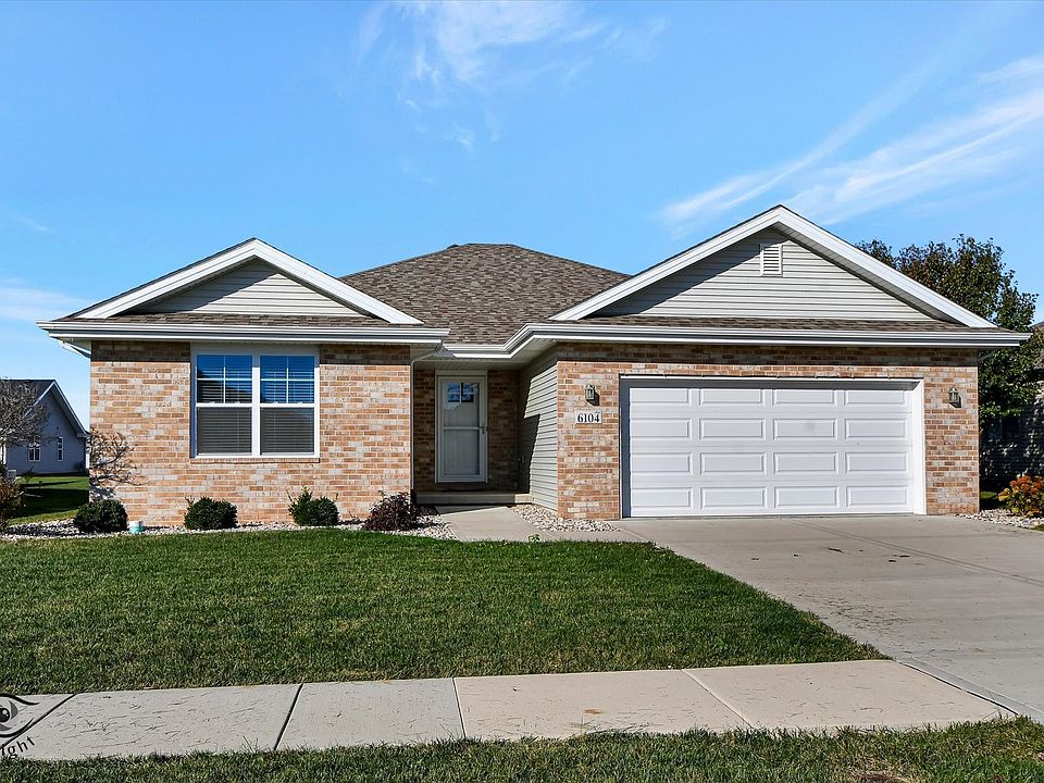 1st image of 6104 Park View Dr