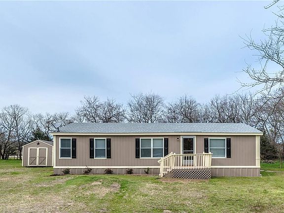 4th image of 8225 Country Manor Ln