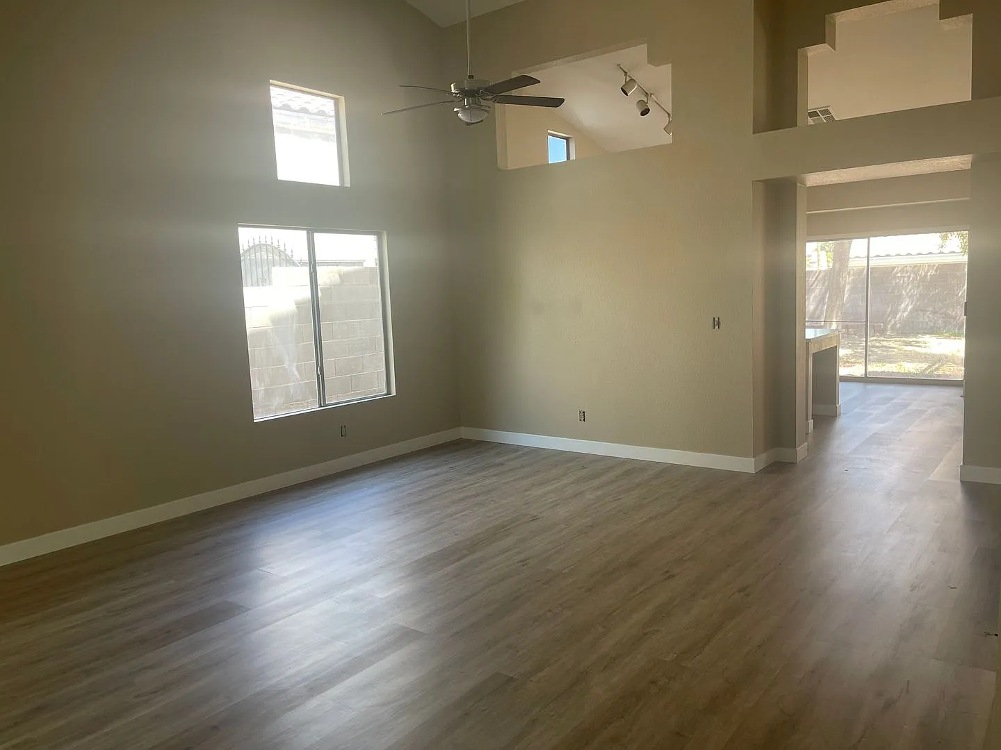 2226 Crown Valley - Ranch w/3 Car Garage — Photo 2