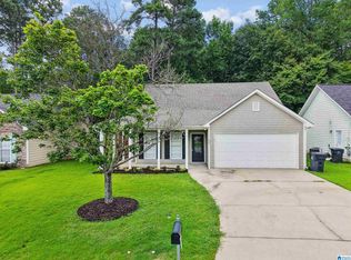641 Meriweather Dr, Calera, AL 35040