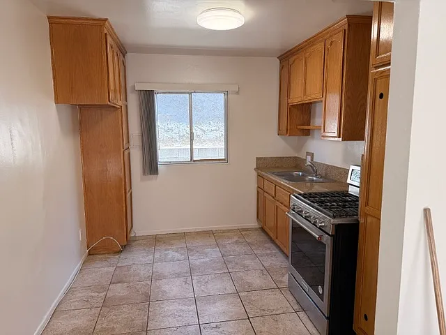 16711 Prairie Ave #2 — Photo 6