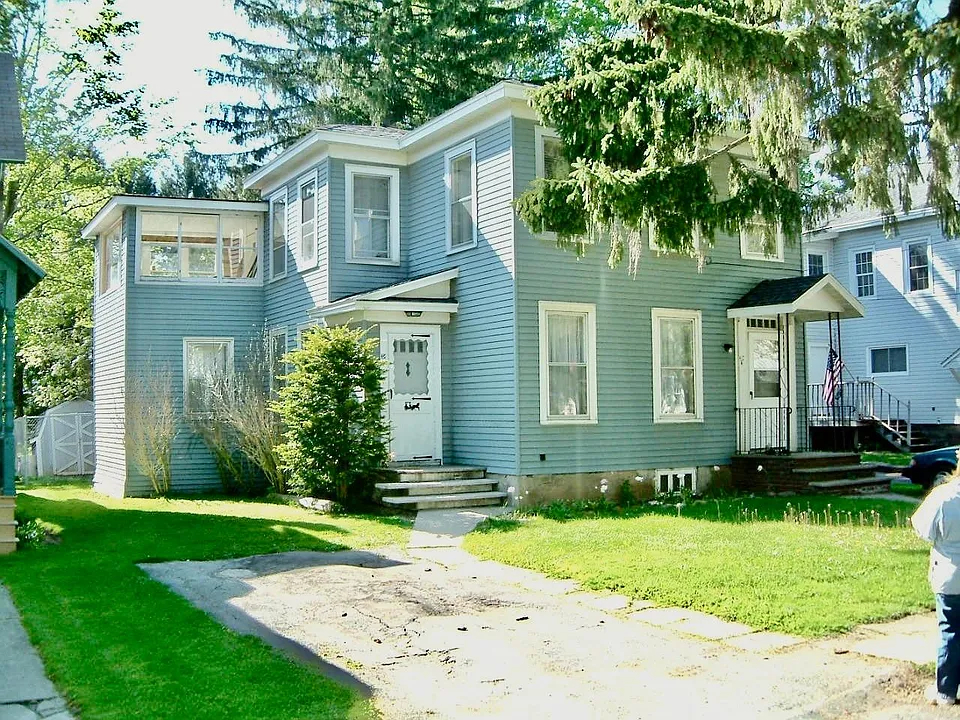 38 Canton St #1
