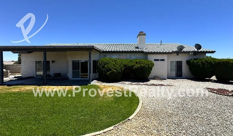 13858 Rincon Rd — Photo 26