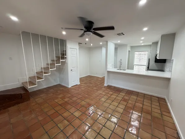 1205 Autrey St APT 5, Houston, TX 77006