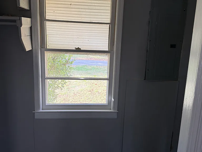 310 Walker Dr — Photo 10