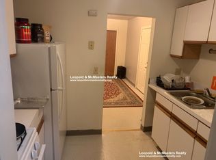 38 Temple St #2F, Boston, MA 02114