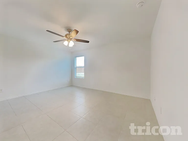 700 Odlozil Ln — Photo 8