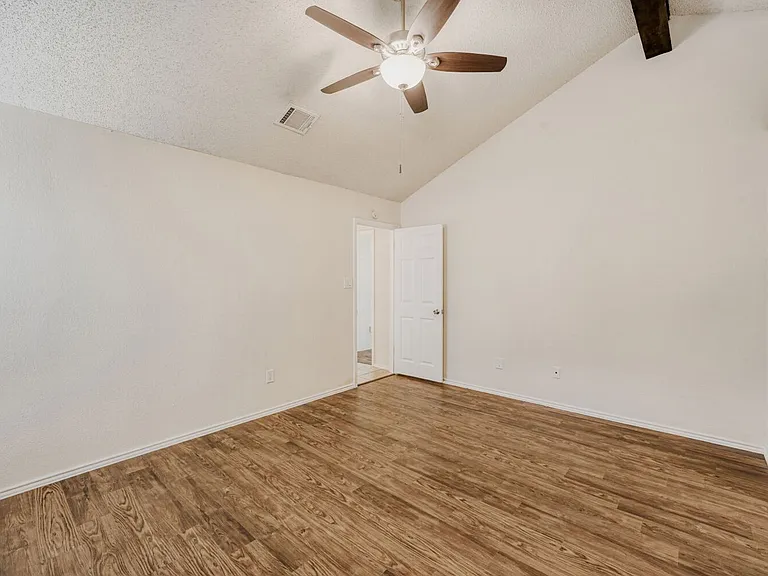 11922 Meadowfire Dr — Photo 15