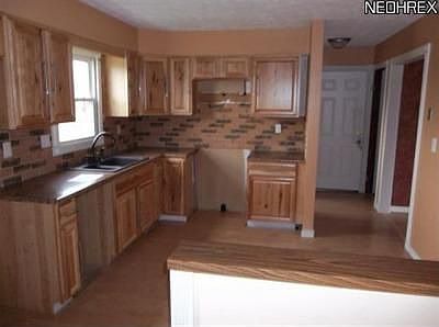 3rd image of 5516 London Dr