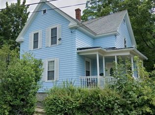 473 Summer St, Woonsocket, RI 02895