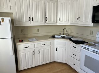 77 River St APT 1, Rutland, VT 05701