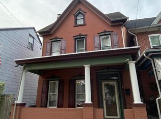 28 1/2 Walnut St, Pottstown, PA 19464